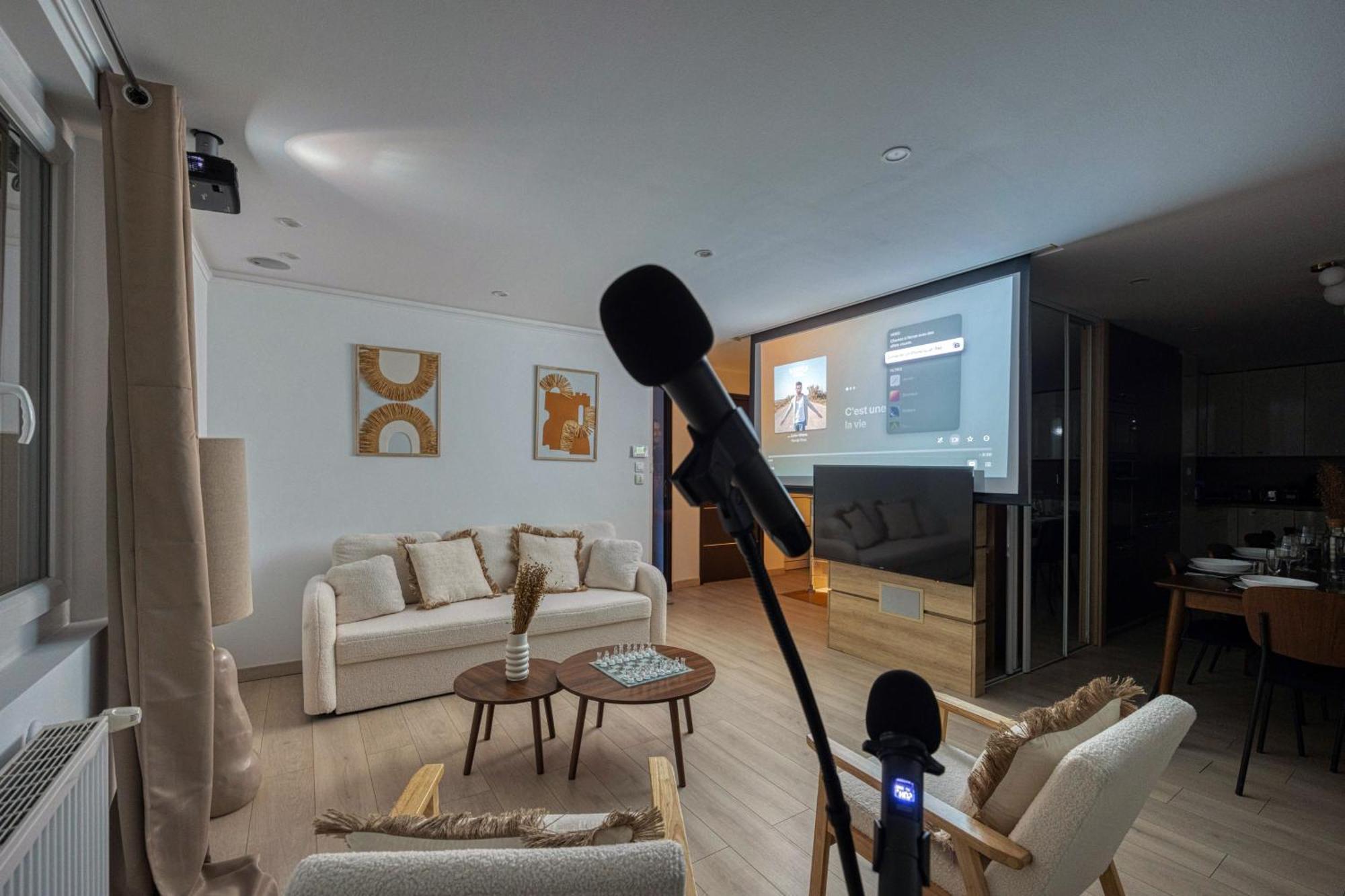 La Villa - Piscine / Karaoke / Jeux Fontaine  المظهر الخارجي الصورة