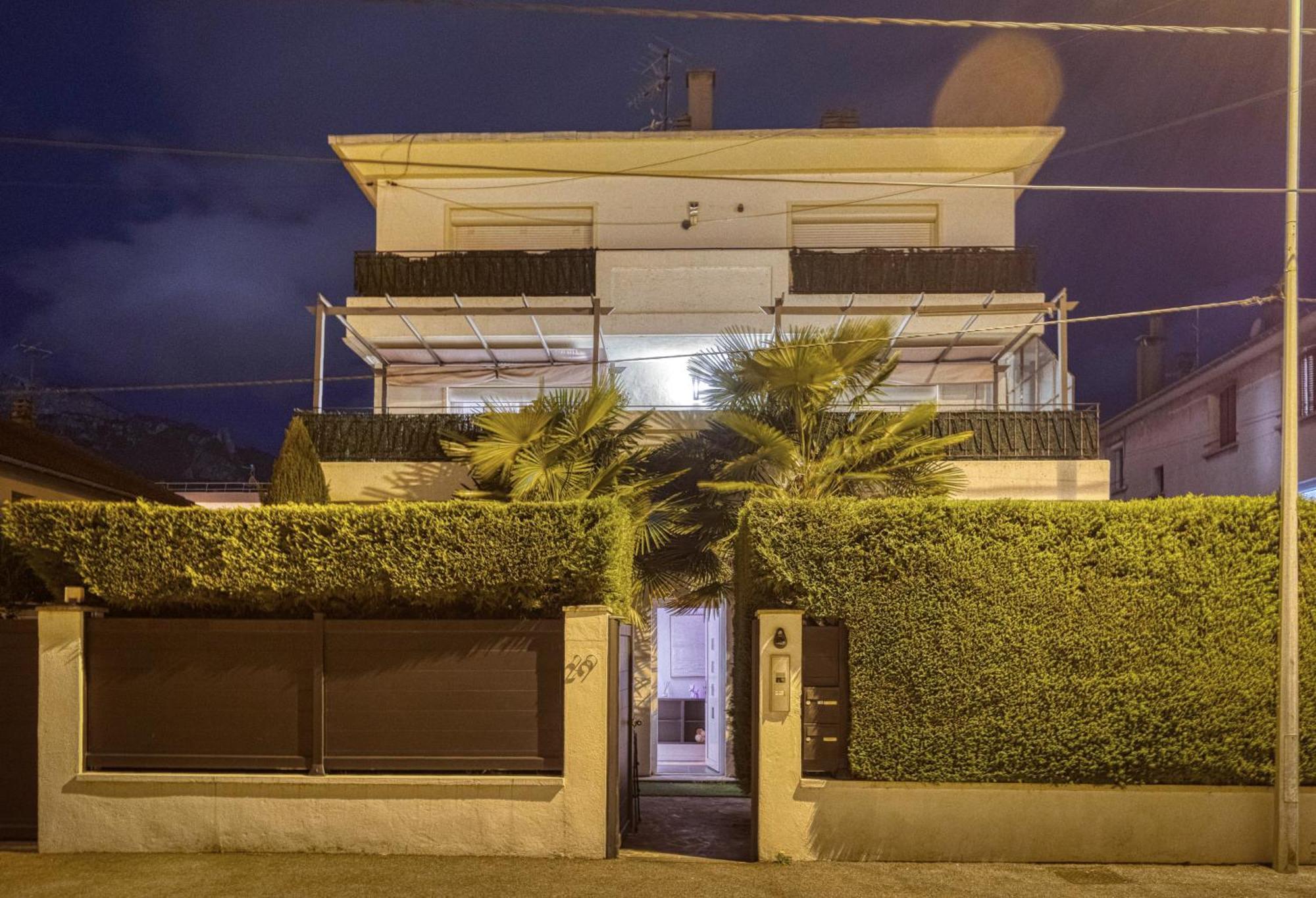 La Villa - Piscine / Karaoke / Jeux Fontaine  المظهر الخارجي الصورة